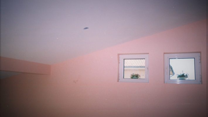 loft in pink colour