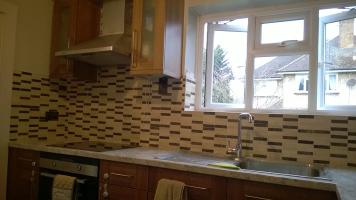 two coloured kitchen tiling